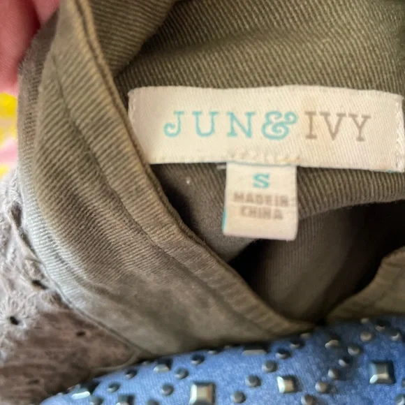 Military Jacket with Eyelet detail small - Picture 13 of 13